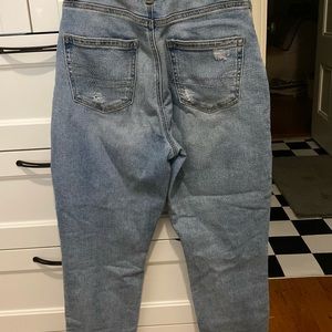 American eagle super stretch skinny jeans medium/light wash with holes